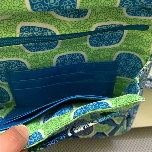 Vera Bradley Crossbody Purse - Picture 4 of 5